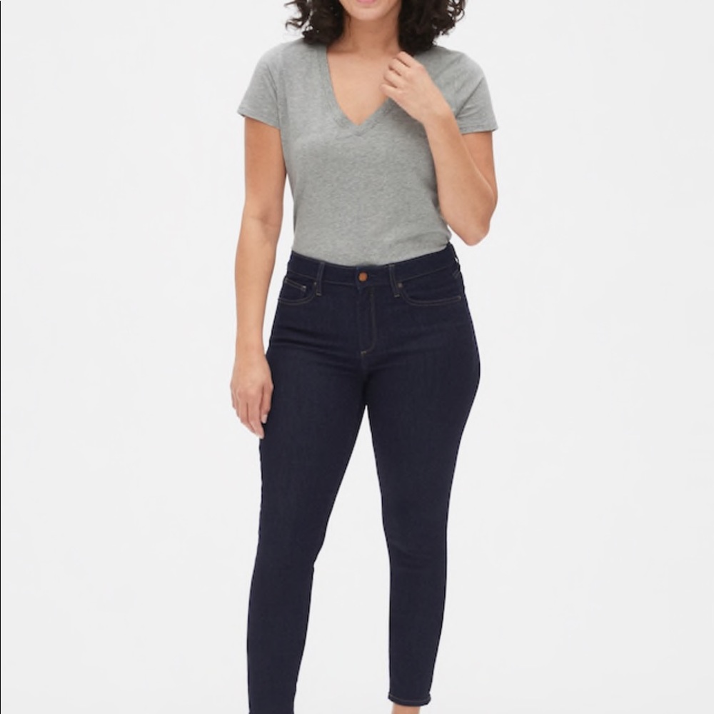 NWT Gap Mid Rise Curvy Skinny Jeans